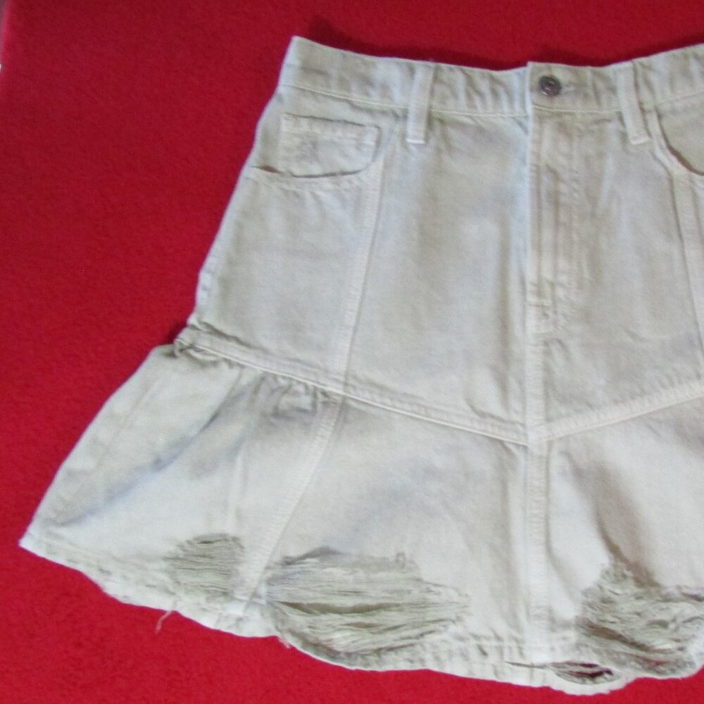 7 for all Mankind x Cara Delevingne Denim Distressed Mini Skirt - Soft Olive - Picture 3 of 8